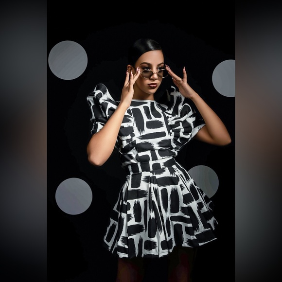 Couture Matrix Skirt 2 Pc Set - Picture 1 of 3